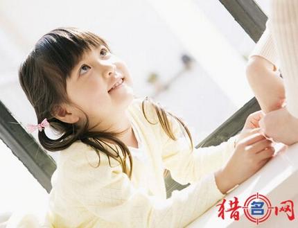 起名字女孩嘉 女孩叫嘉好听吗