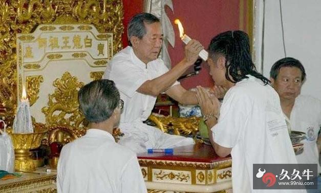 泰国算命大师白龙王 白龙王12大神奇预言